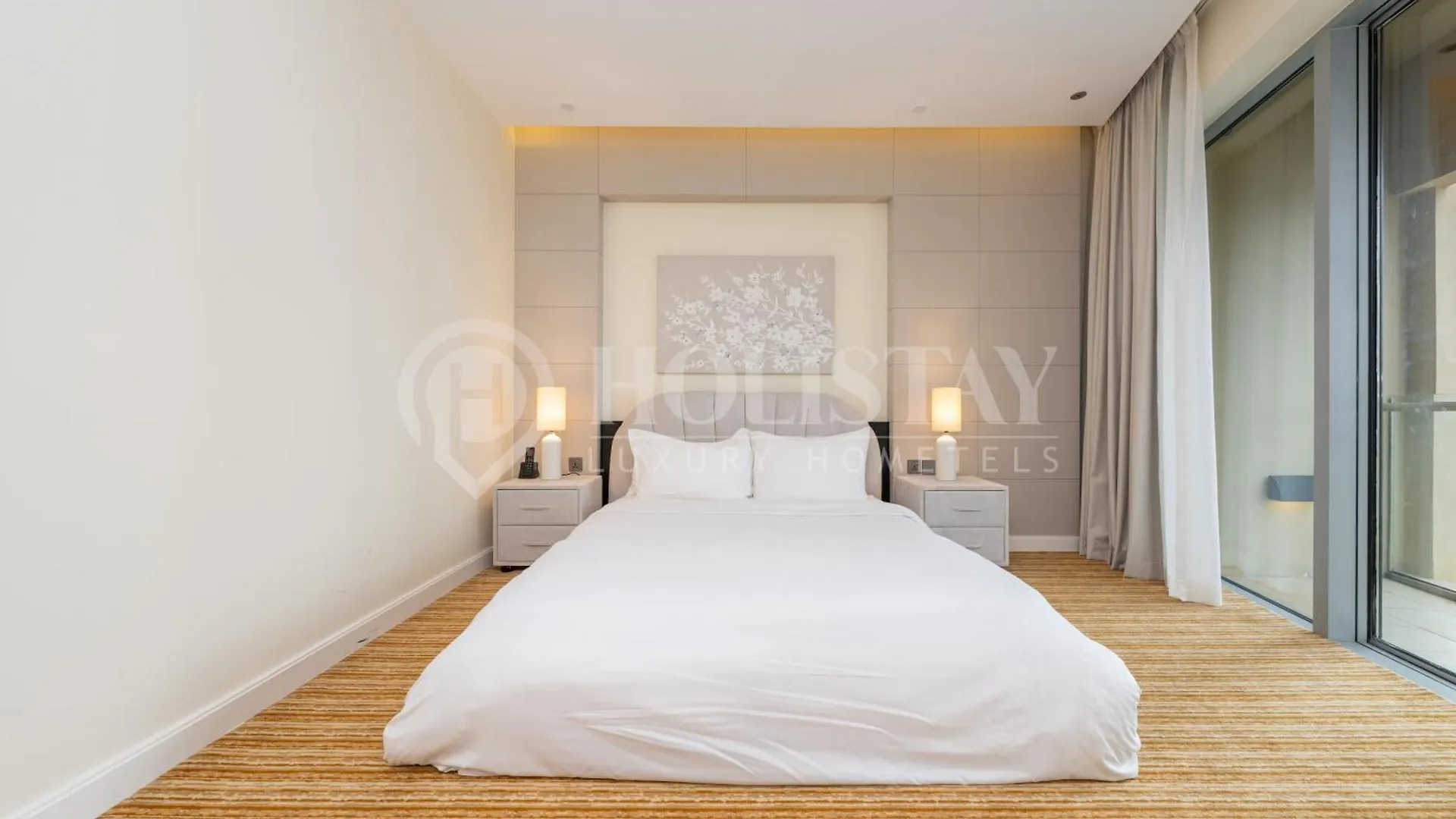 شقة Holistay Luxury Homes - Burj Khalifa View - Direct Access Dubai Mall
